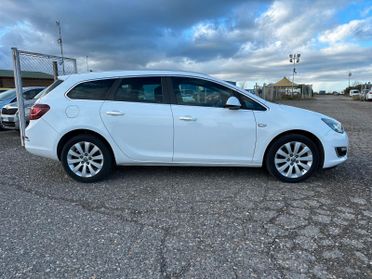 Opel Astra 2.0 CDTI 165CV Sports Tourer Elective