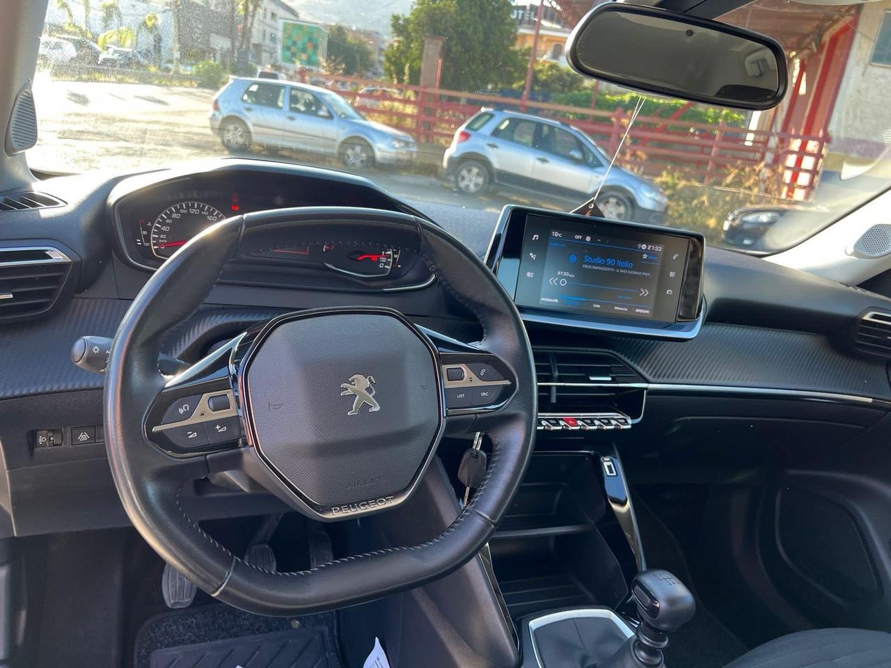 Peugeot 2008 PureTech 100 S&S Allure