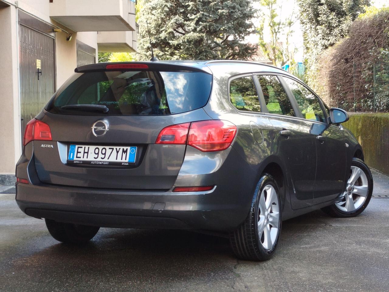 Opel Astra Wagon 1.4 BENZINA 100cv / Unipro