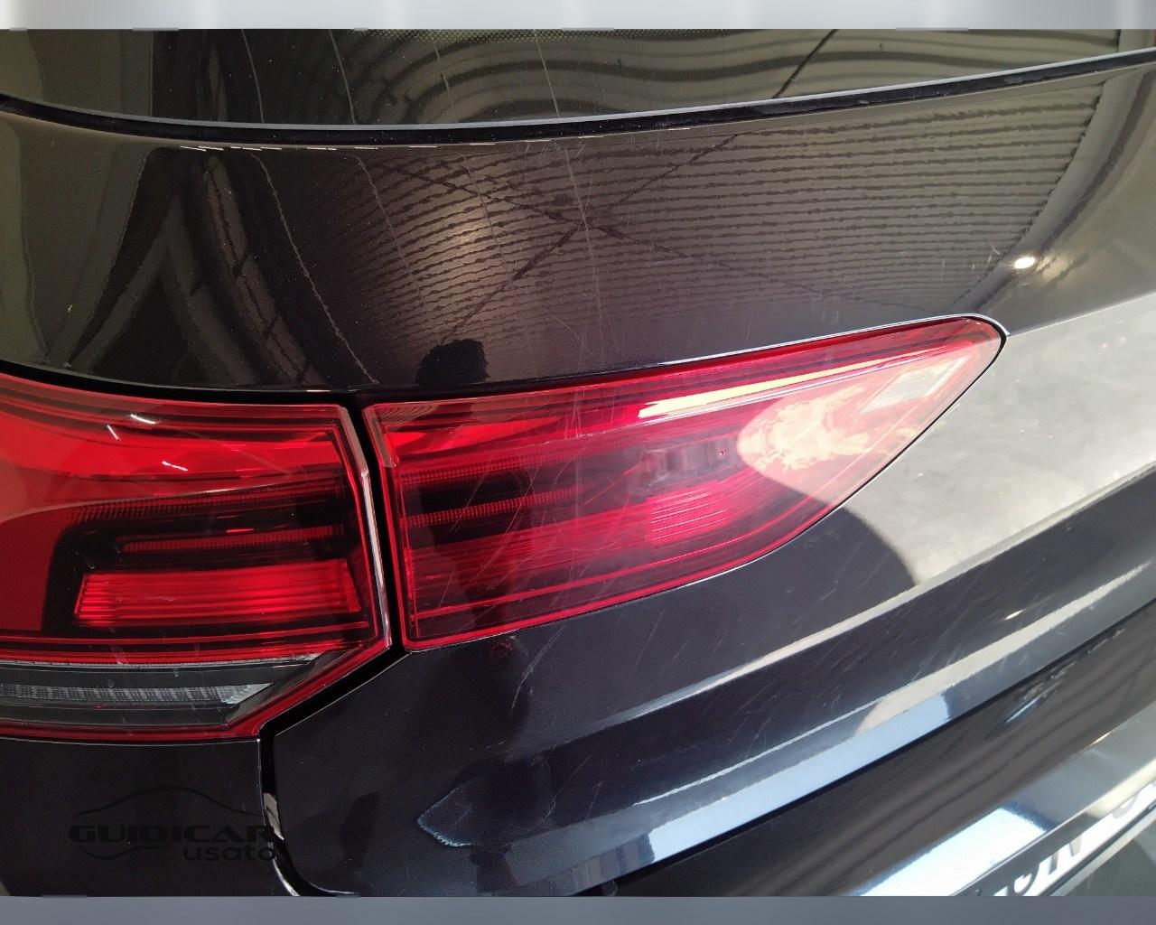 VOLKSWAGEN Golf VIII 2020 - Golf 1.5 tgi Style 130cv