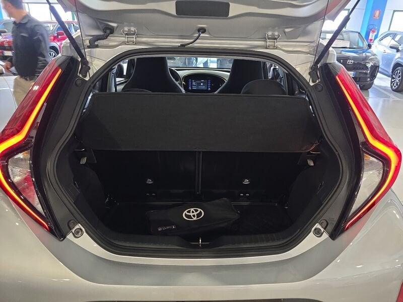 Toyota Aygo X 1.0 VVT-i 72 CV 5 porte Active S-CVT