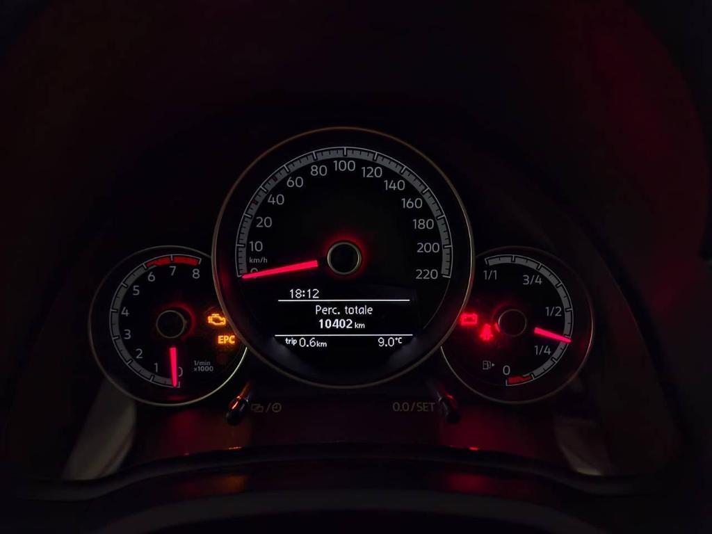Volkswagen up! 1.0 EVO Move !