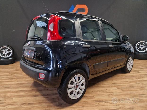 FIAT Panda 0.9 TwinAiR Natural Power Lounge 'Fri