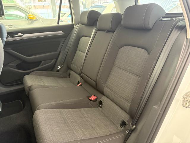 VOLKSWAGEN Passat Variant 2.0 TDI DSG Business