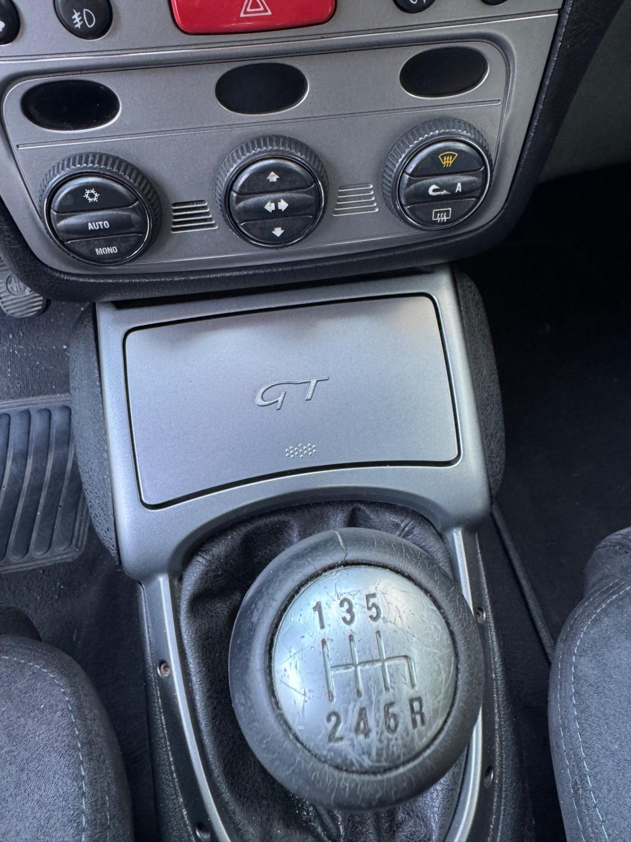 Alfa Romeo GT 1.9 MJT 16V Luxury