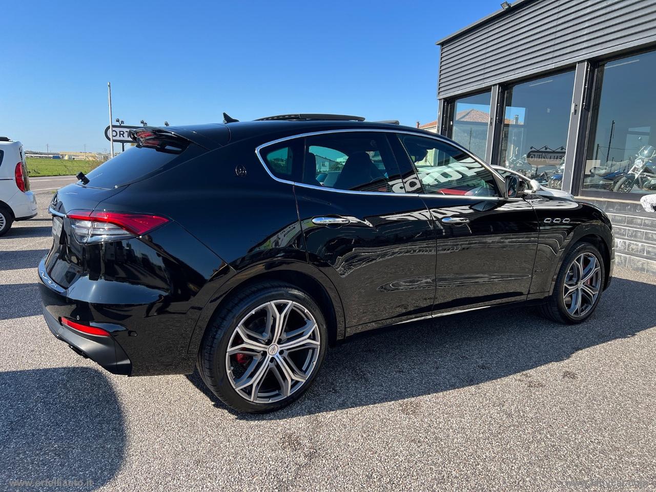 MASERATI Levante V6 Diesel AWD Gransport IVA DEDUCIBILE