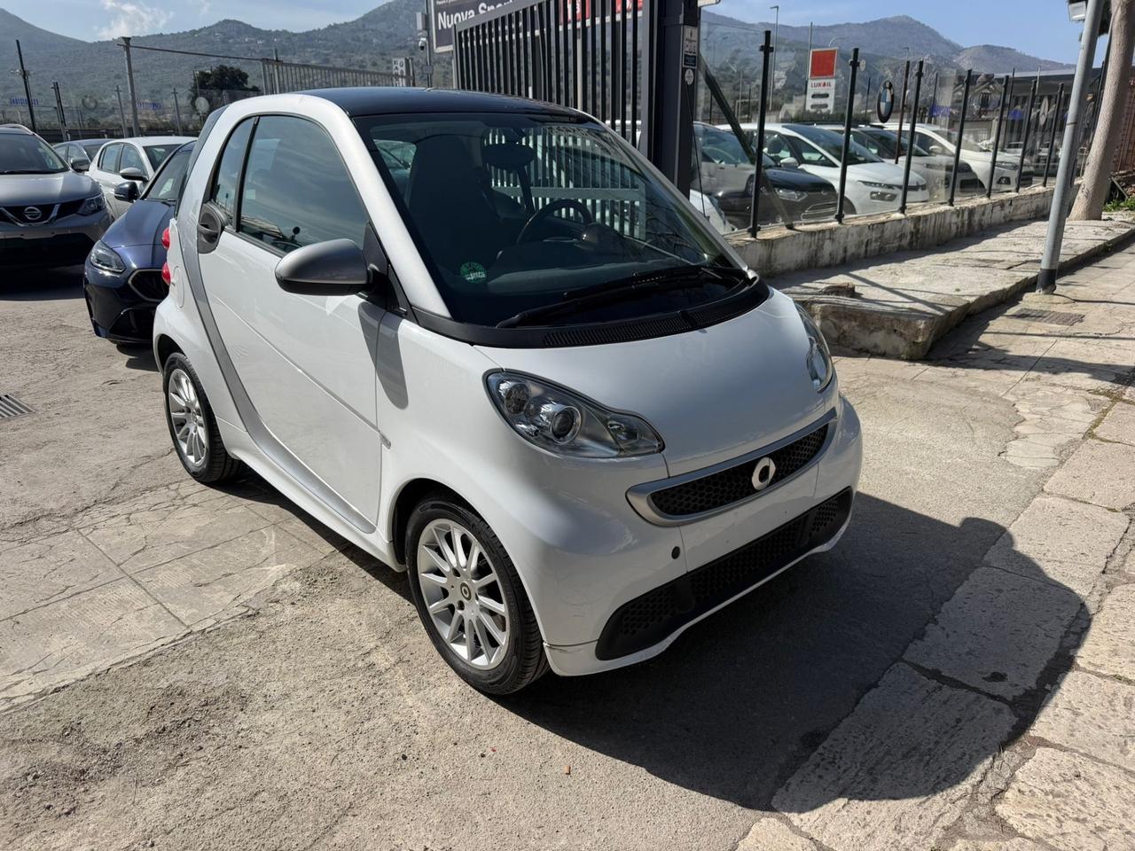 Smart ForTwo 1000 52 kW coupé pure