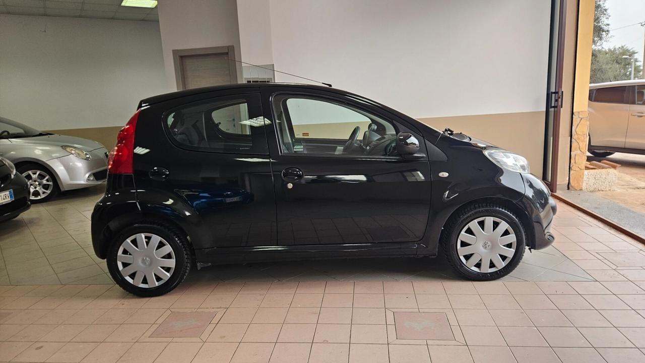 Peugeot 107 1.0 68CV 5p. Urban Move