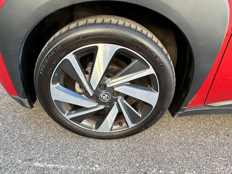 Toyota Aygo X Aygo X 1.0 VVT-i 72 CV 5 porte Lounge