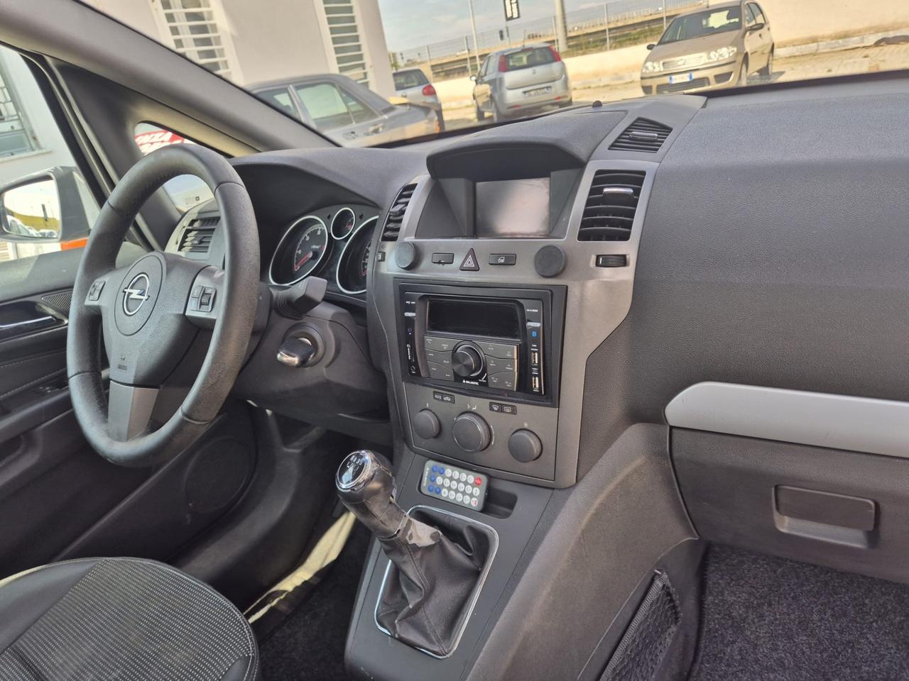 Opel Zafira 1.9 CDTI 120CV Cosmo 7 POSTI