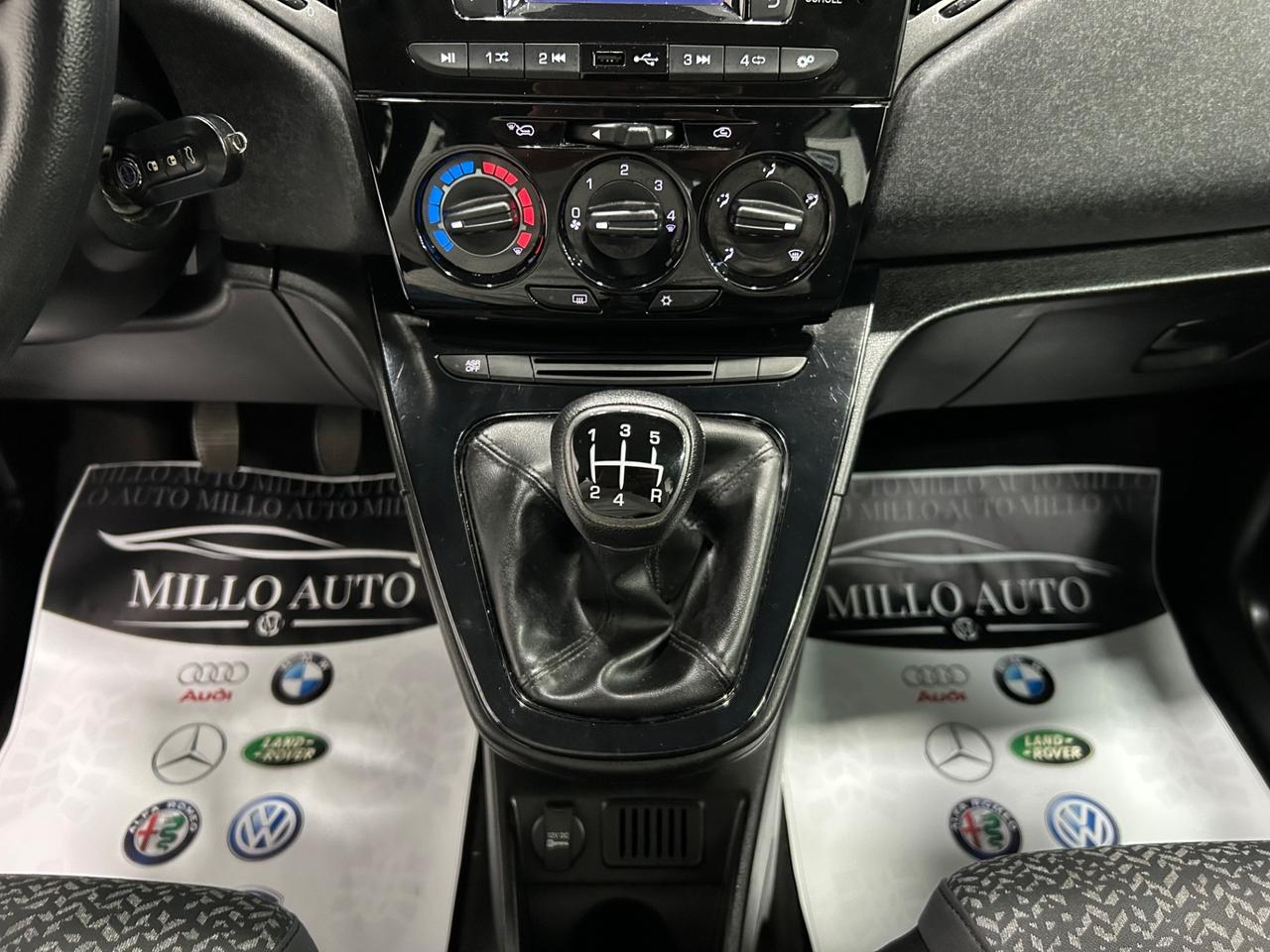 Lancia Ypsilon 1.2 69 CV Elefantino Blu 33.000KM