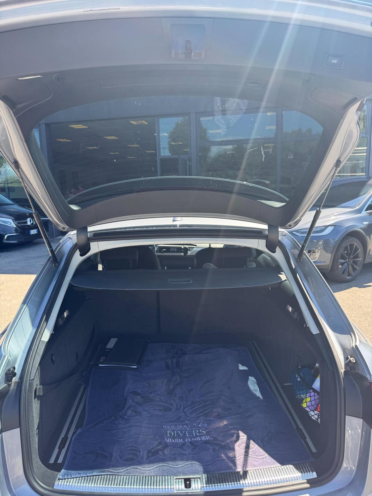 Audi A6 Avant 2.0 tdi ultra 190cv s-tronic