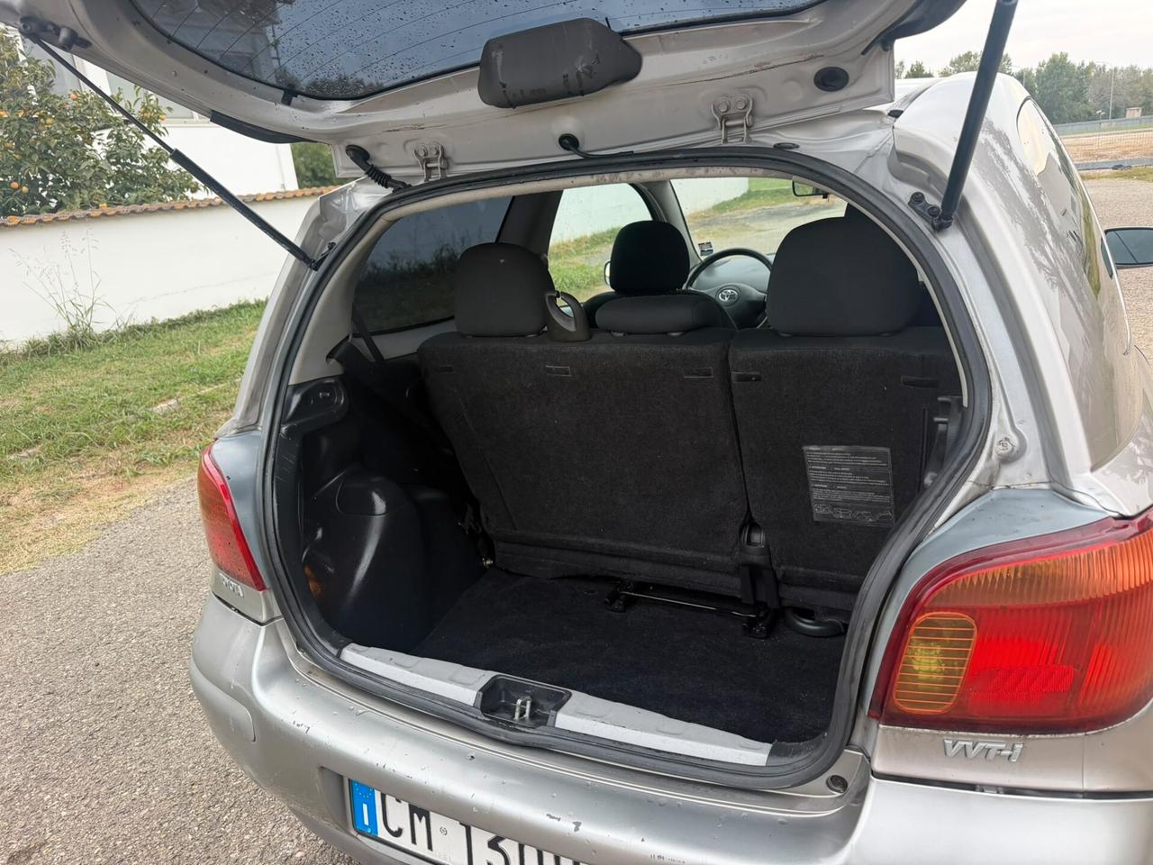 Toyota Yaris 1.0i 16V cat 3 porte