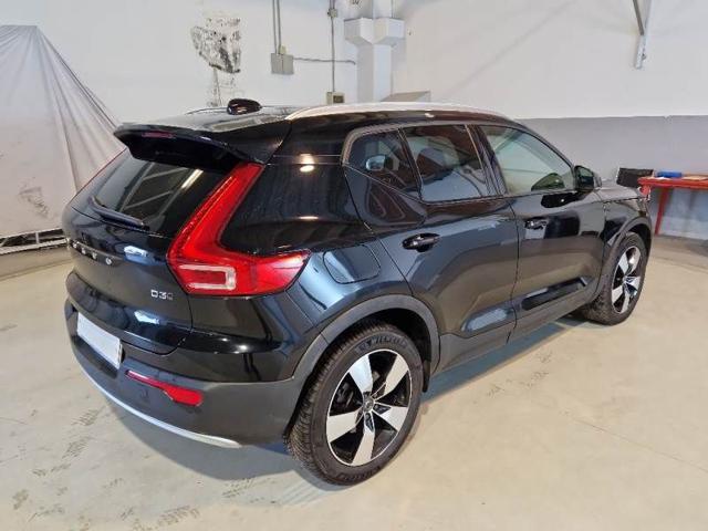 VOLVO XC40 D3 AWD Geartronic Momentum