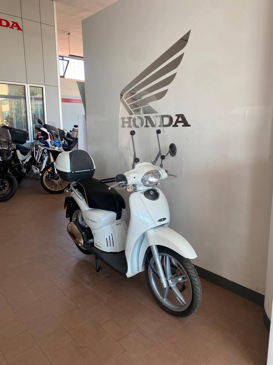 Aprilia Scarabeo 50 4t