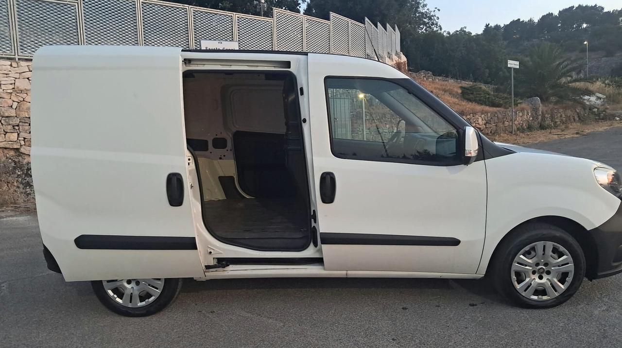 Fiat Doblo Doblò 1.6 Multijet Cargo – 3 posti (Iva Esposta)