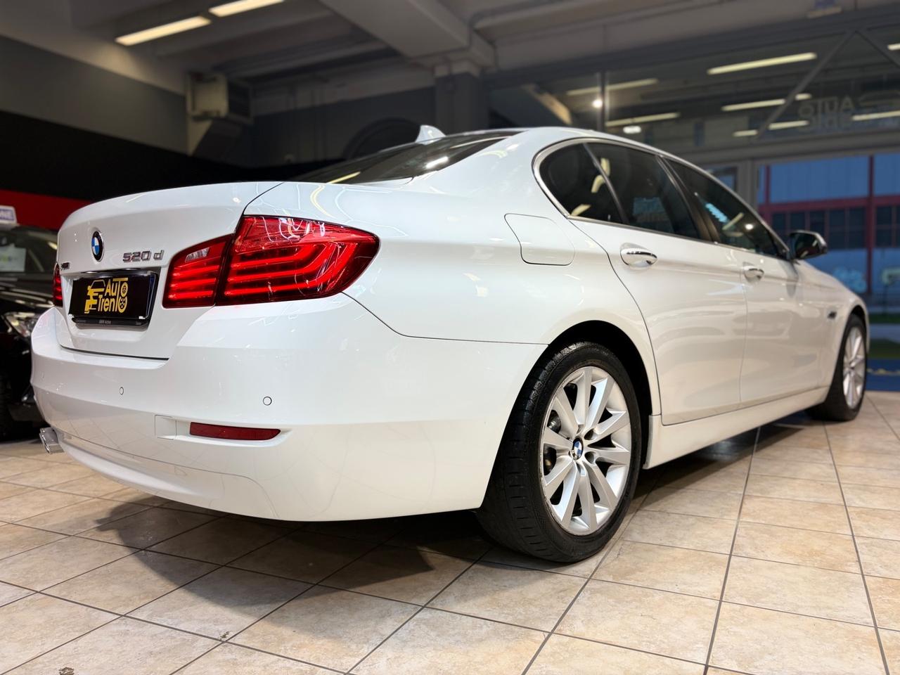 Bmw 520xDrive Touring Luxury SOLO 119.000 KM