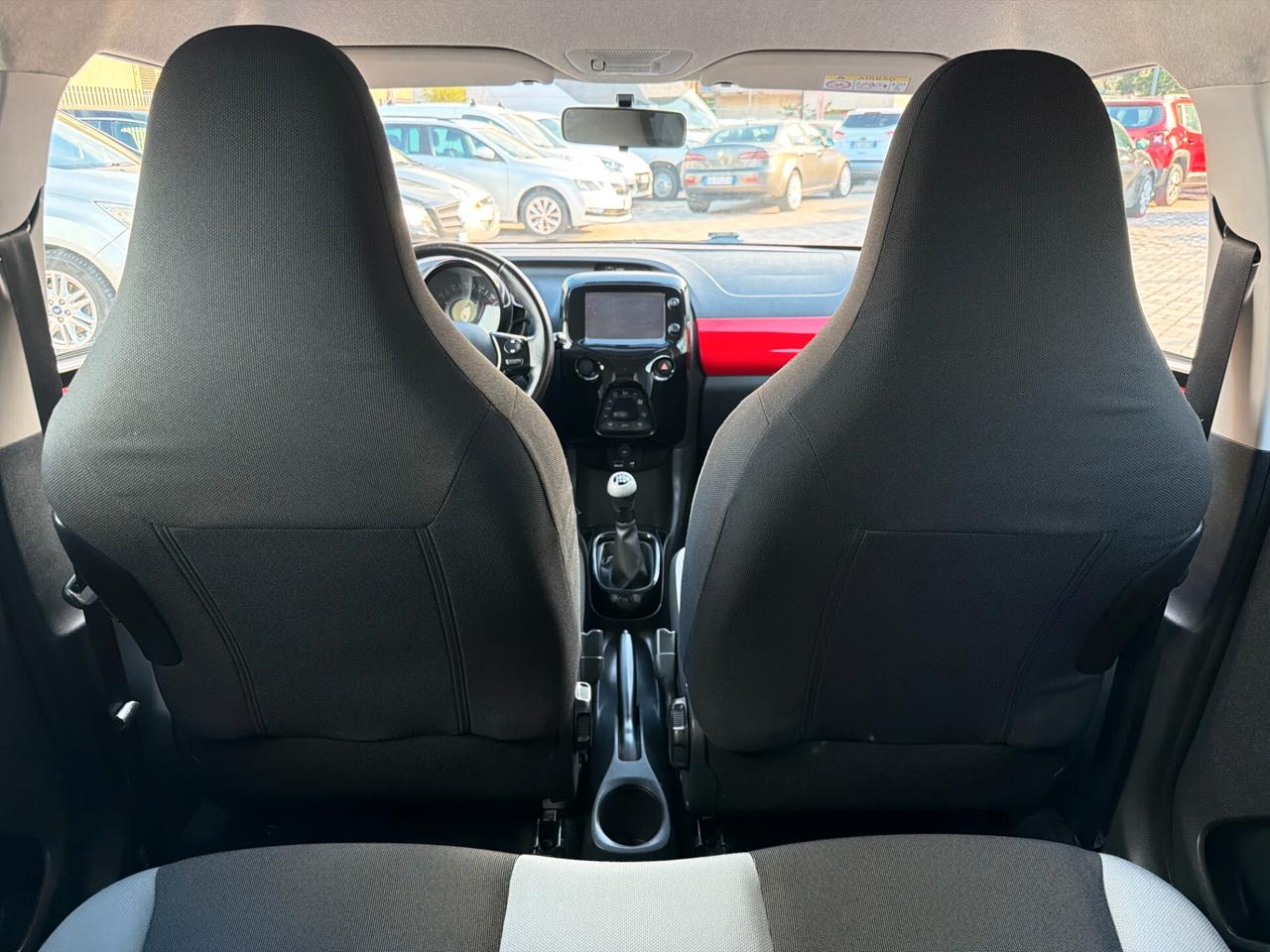 Toyota Aygo 1.0 VVT-i 69 CV 5 porte x-cool