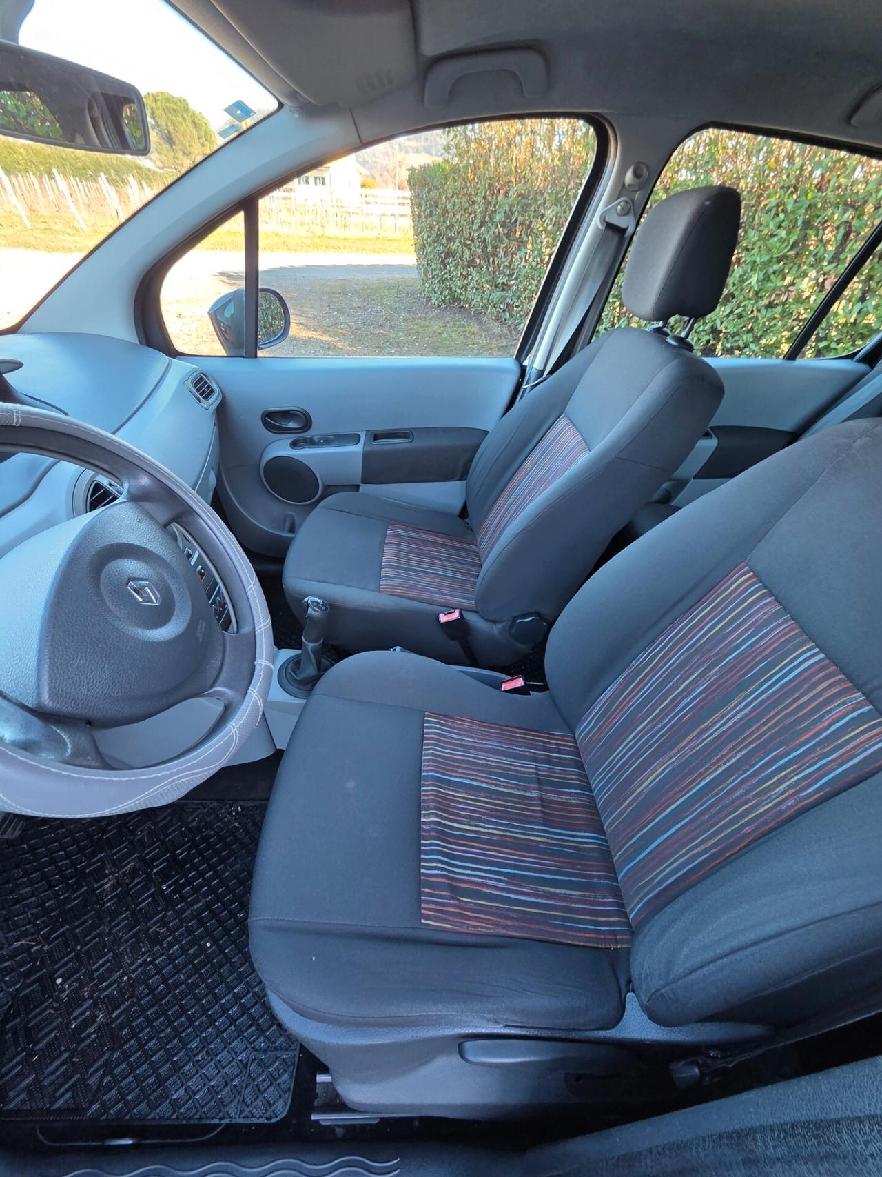 Renault Modus 1.5 dCi 85CV Dynamique