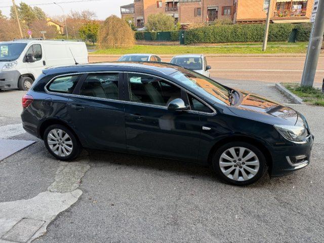 OPEL Astra 1.4 Turbo 140CV Sports Tourer GPL Tech Cosmo