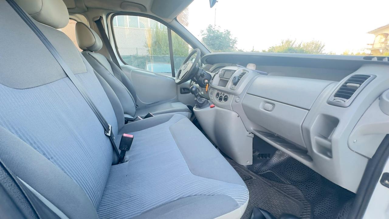 Opel Vivaro 29 2.5 CDTI PL-TN Combi 9 posti Fap