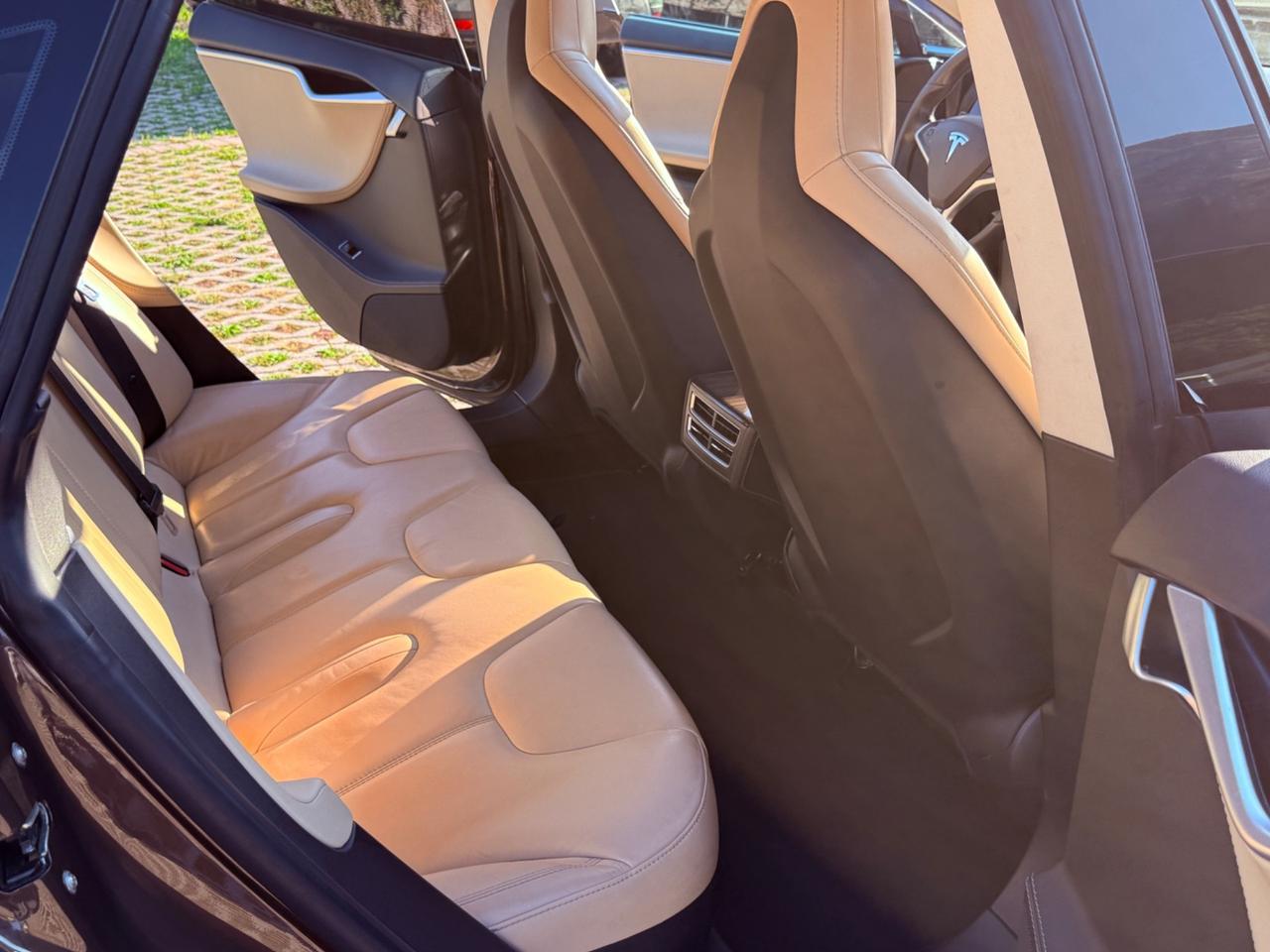 Tesla Model S 85 ,,RICARICA GRATIS A VITA”