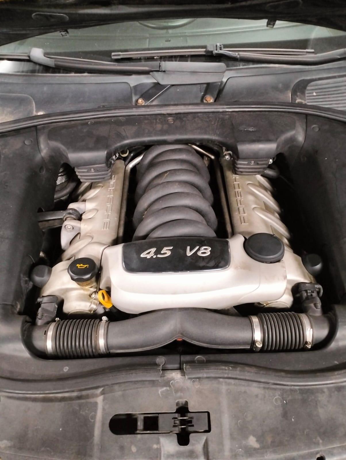 Porsche Cayenne 4.5 cat S