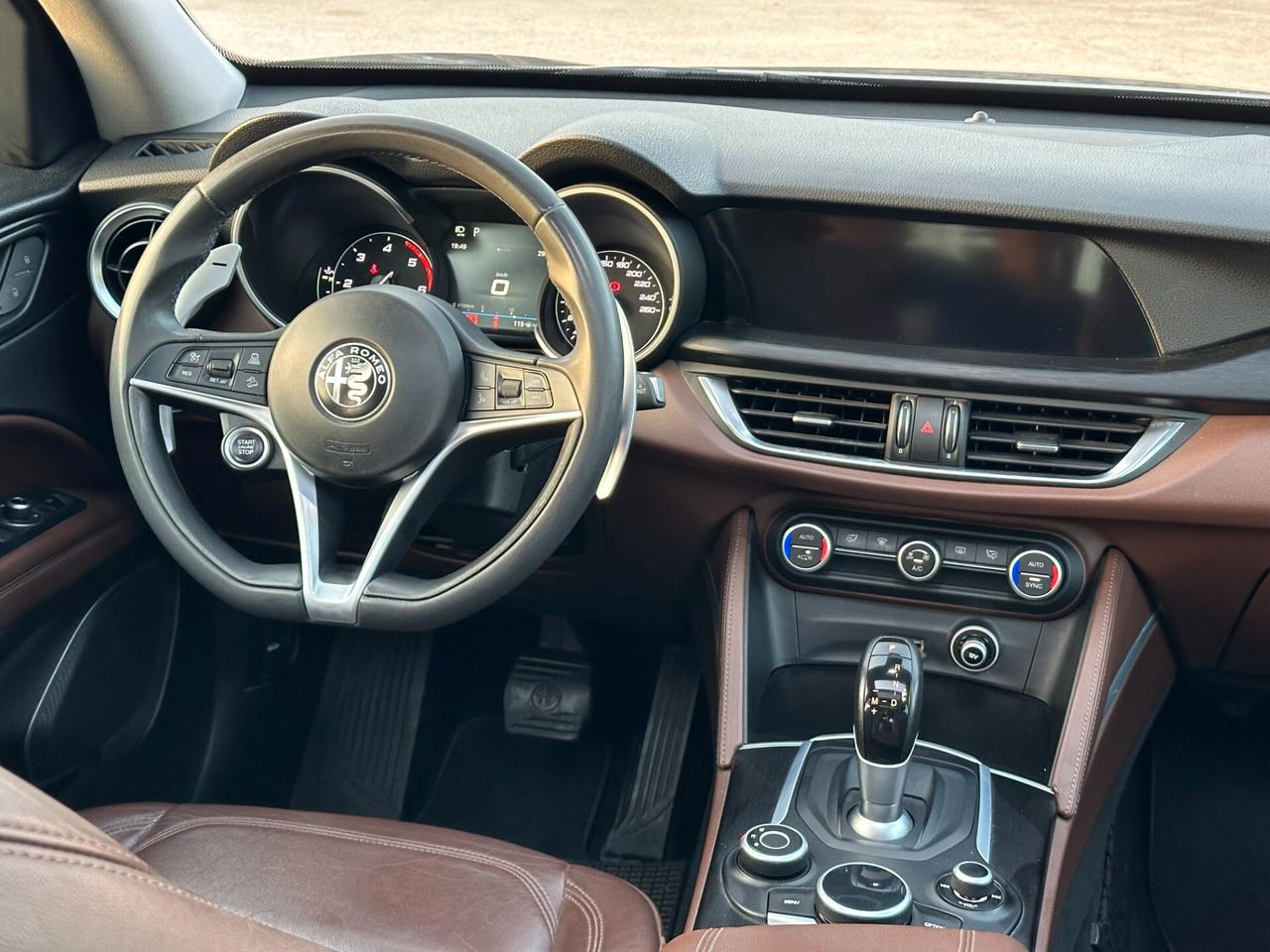 Alfa Romeo Stelvio 2.2 Turbodiesel 180 CV AT8 RWD Executive
