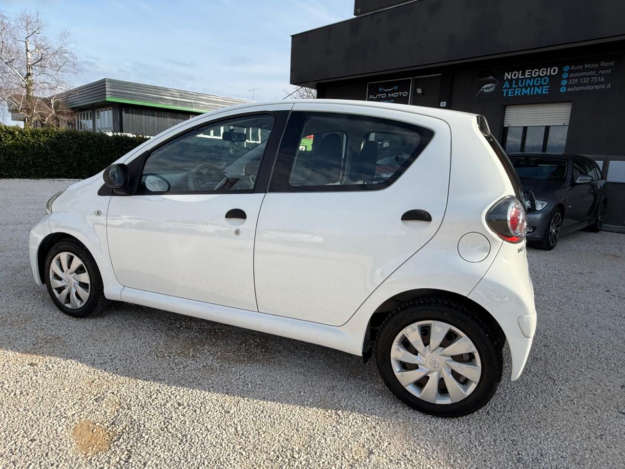 Toyota Aygo 1.0 12V VVT-i 5 porte Active Connect