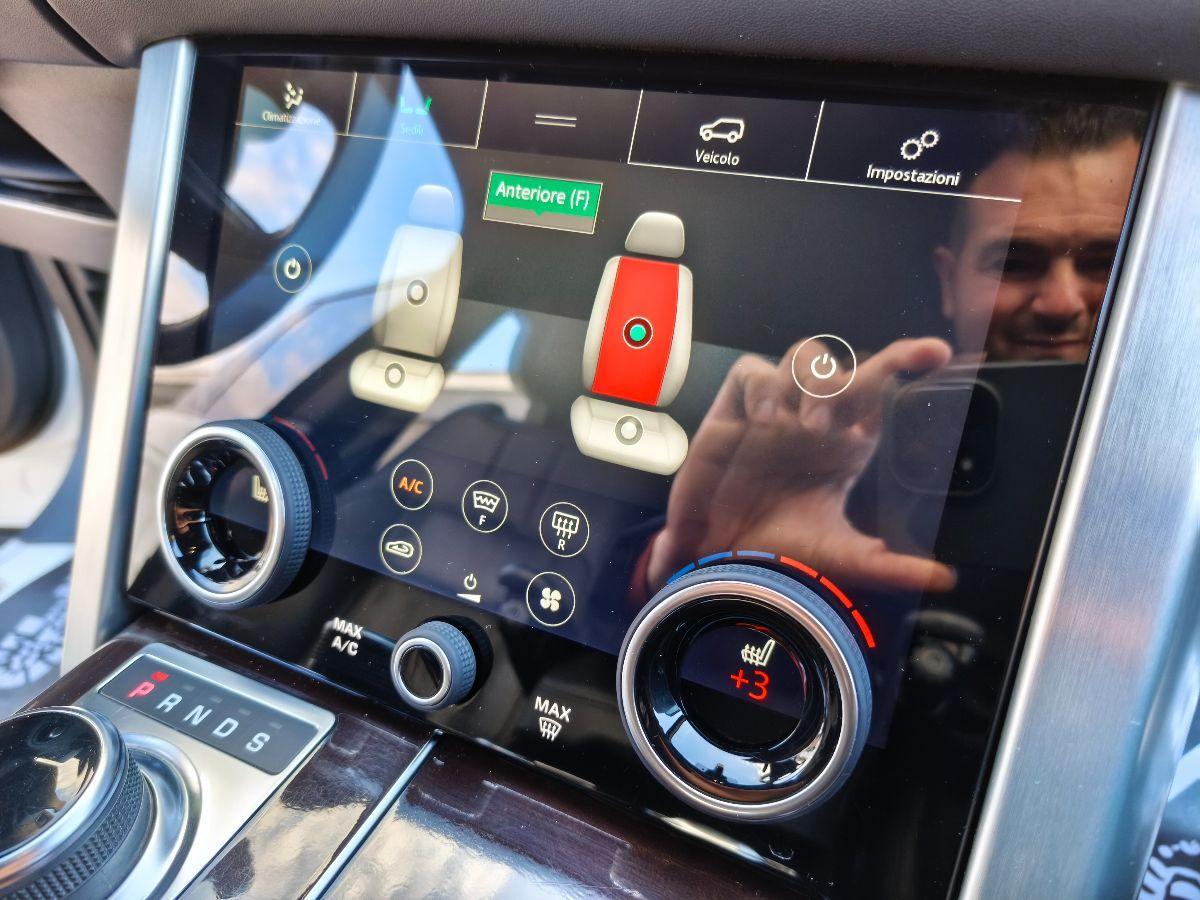 LAND ROVER Range Rover Vogue LWB 3.0 SDV6