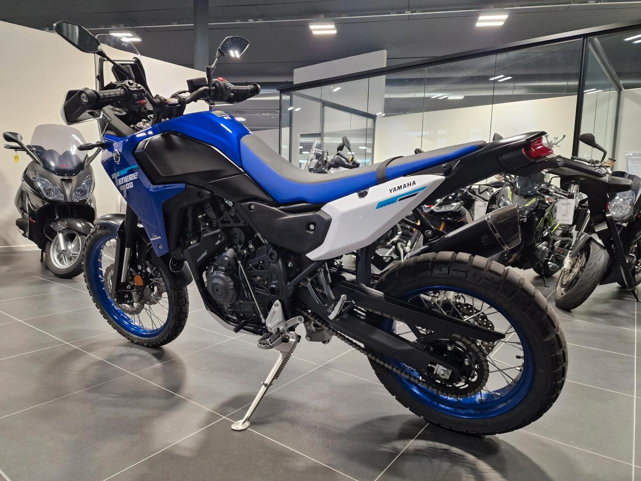 Yamaha Ténéré 700 Blu 2025 Akrapovic