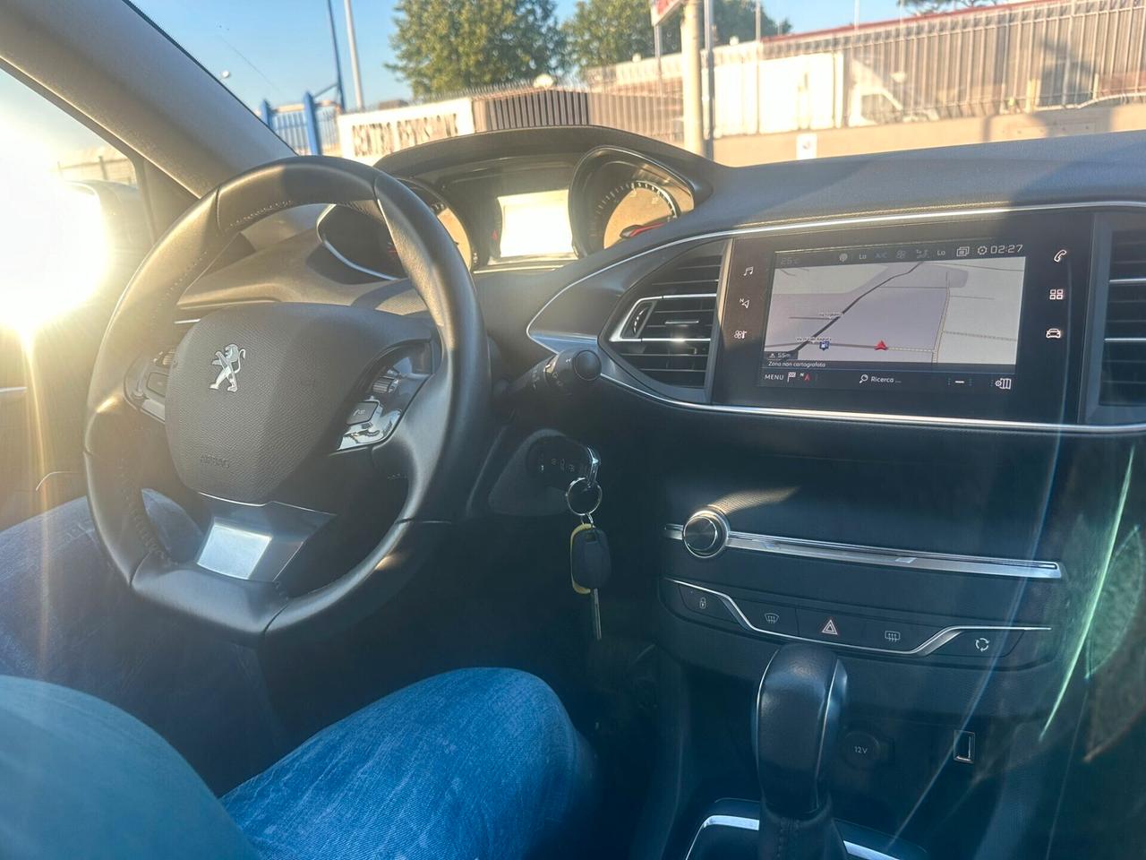 Peugeot 308 BlueHDi 150 S&S EAT6 SW Allure