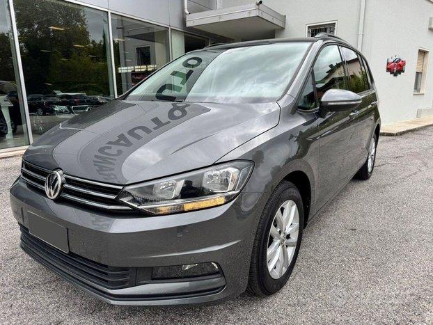VOLKSWAGEN Touran 1.6 TDI 115 CV SCR DSG Executi