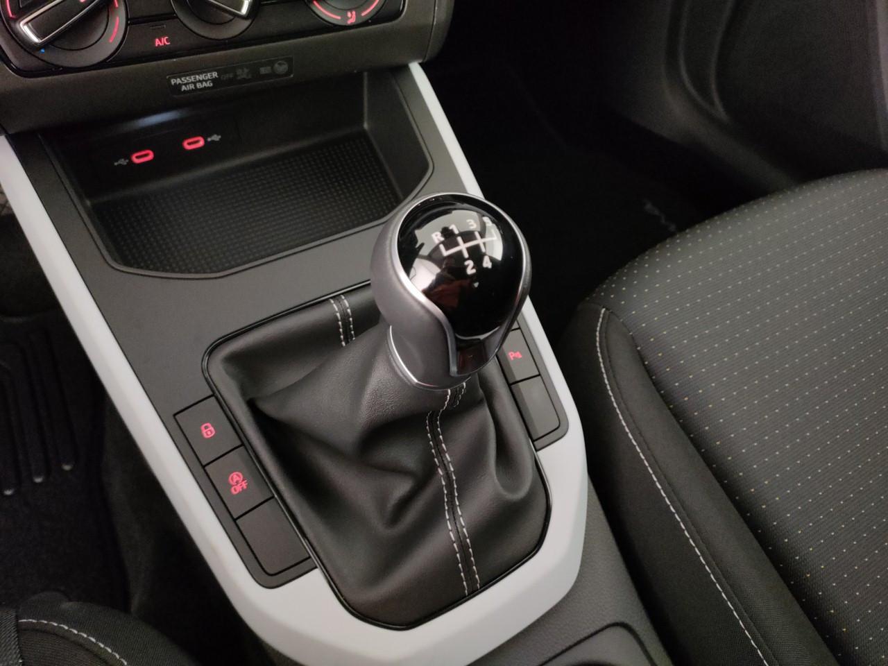 SEAT Arona 2022 - Arona 1.0 ecotsi Black Edition 95cv