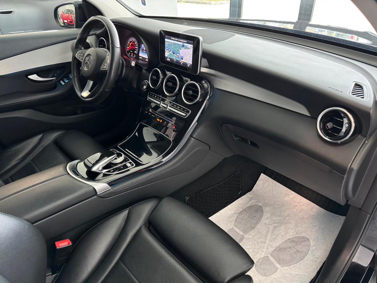Mercedes Glc 250d Coupè Sport Full Led Night Pedane