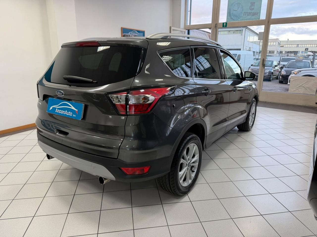 Ford Kuga 1.5 TDCI ST LINE 2017