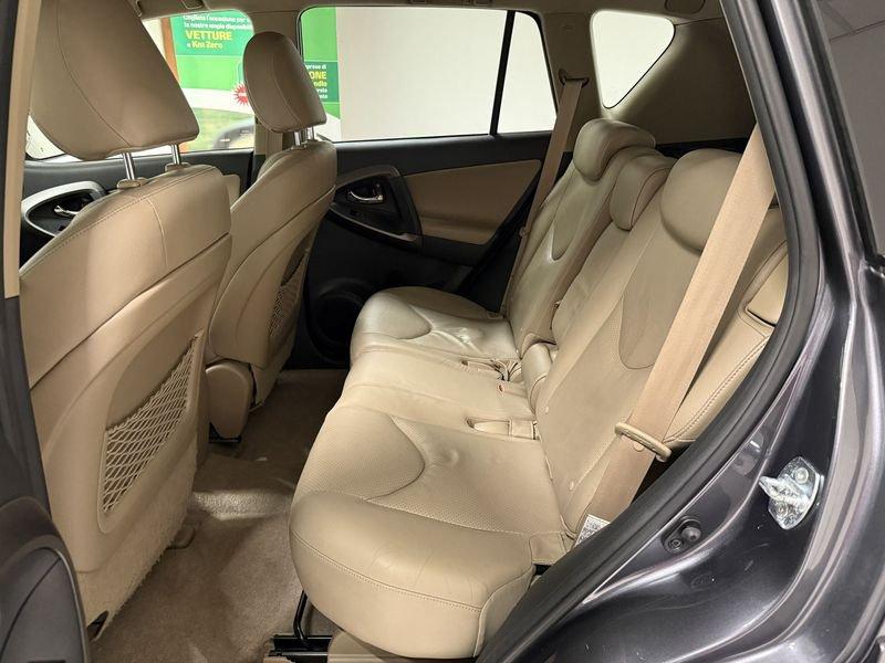 Toyota RAV4 RAV4 Crossover 2.2 d-4d Executive 150cv auto