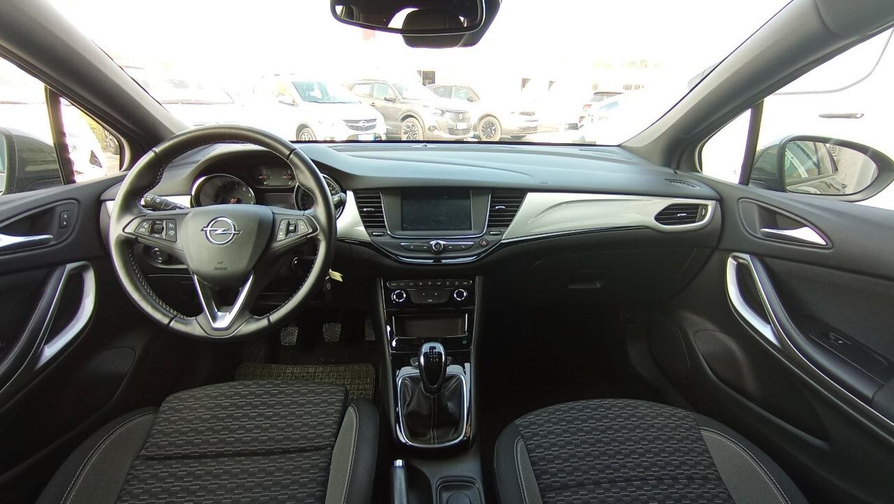 OPEL ASTRA 1.2 BZ - OK NEOPATENTATI
