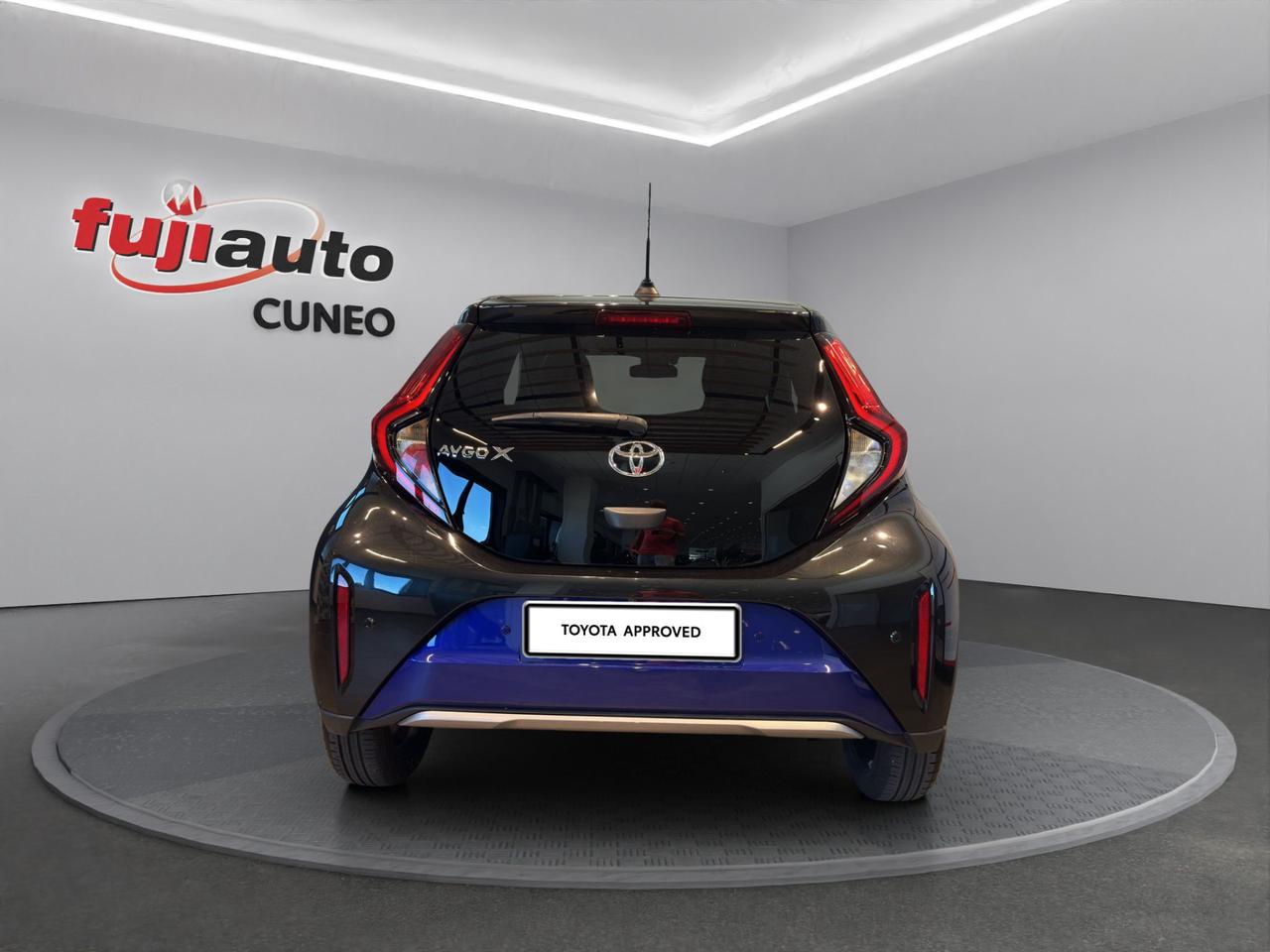 Toyota Aygo X 1.0 Lounge 72cv