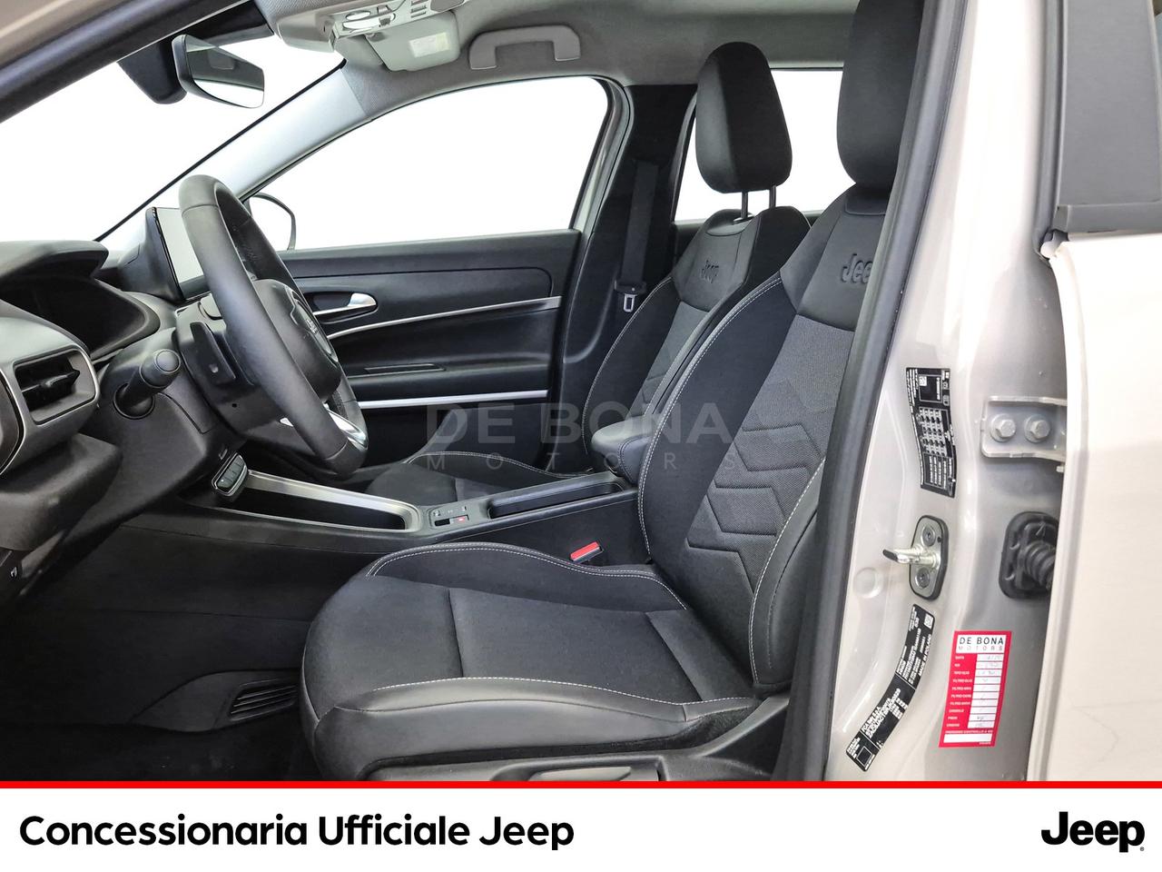 Jeep Avenger 1.2 turbo e-hybrid mhev altitude fwd 110cv edct6