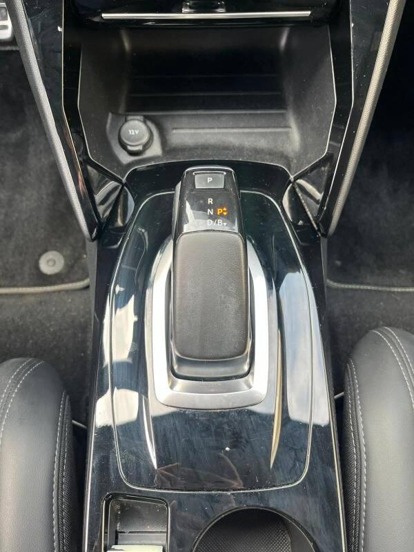 Peugeot e-2008 E- GT Pack 100kW