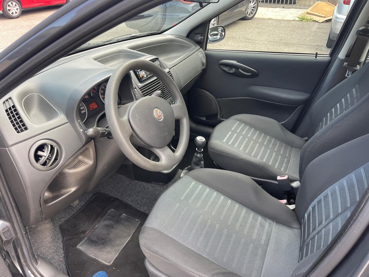 Fiat Punto Classic 1.2 benzina euro4 neopatentati