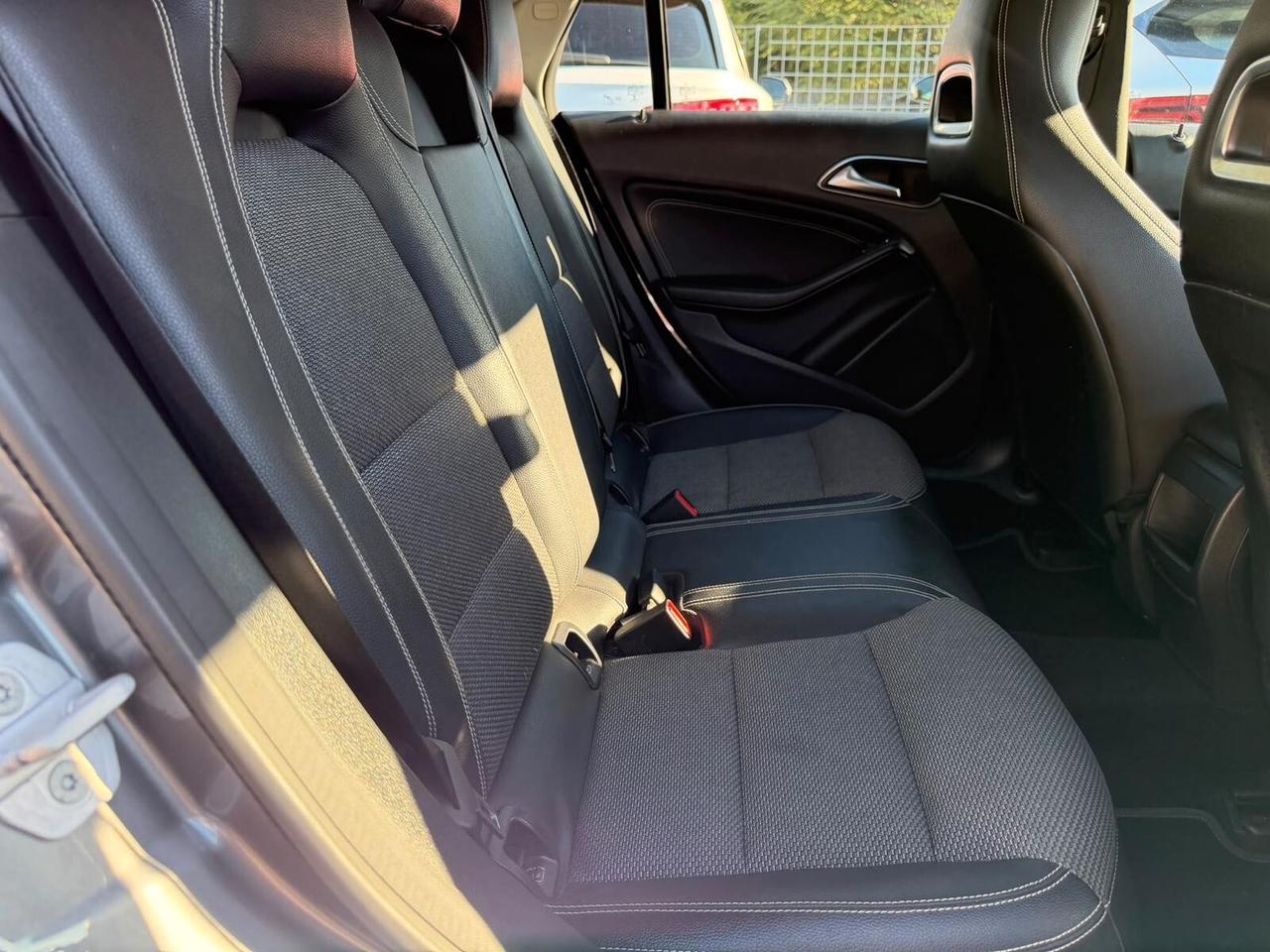 Mercedes-benz CLA 180 d Sport