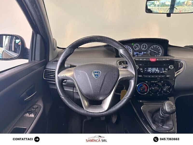 LANCIA Ypsilon 1.2 69 CV 5 porte Platinum