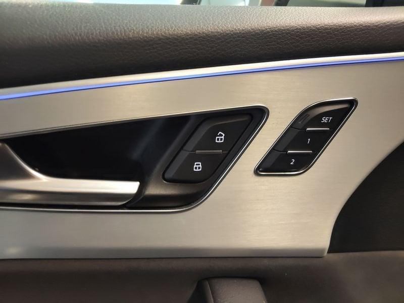 Audi Q8 Q8 55 TFSI e quattro tiptronic Sport