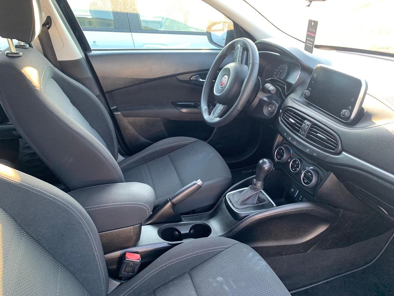 Fiat Tipo 1.6 Mjt S&S 5 porte Easy