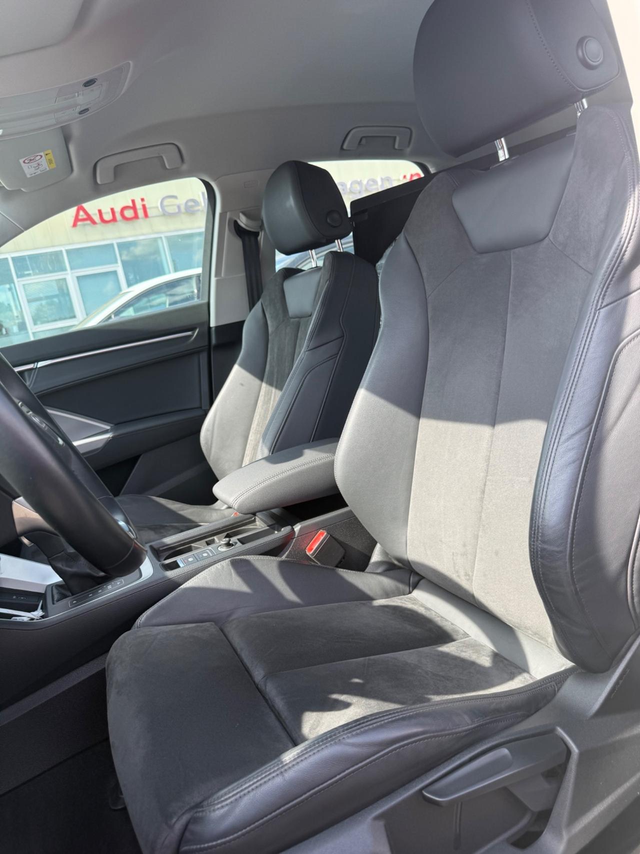 Audi Q3 40 TDI quattro S tronic Business Advanced