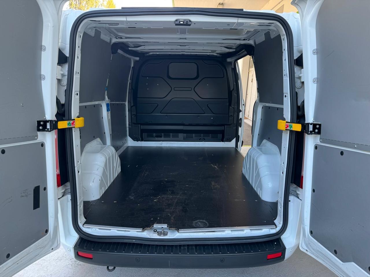 Ford Transit Custom 2.0 tdci 130CV TREND GARAN24ME