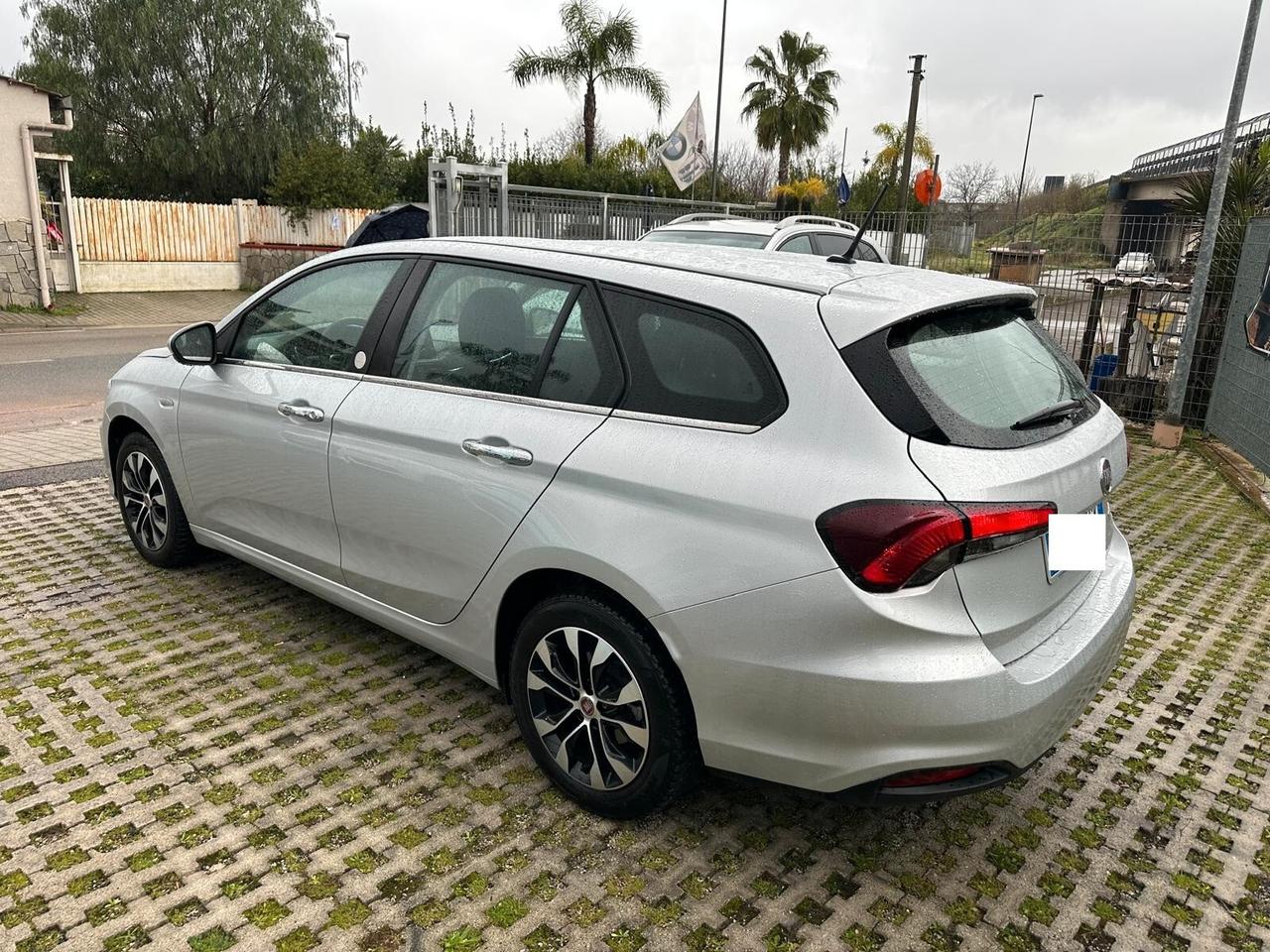 Fiat Tipo 1.6 Mjt S&S DCT SW Lounge-2020