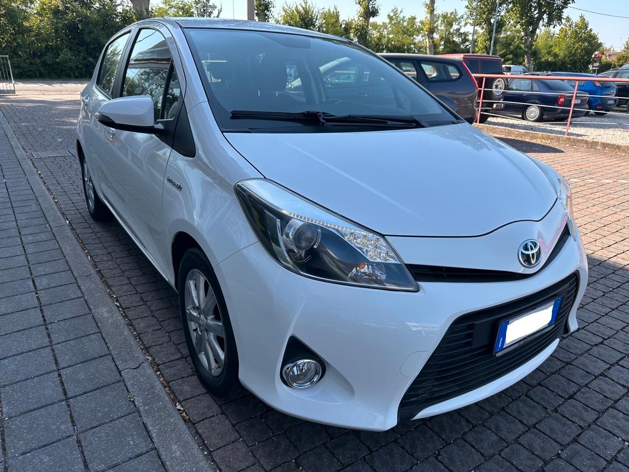 Toyota Yaris 1.5 Hybrid 5 porte Lounge Più